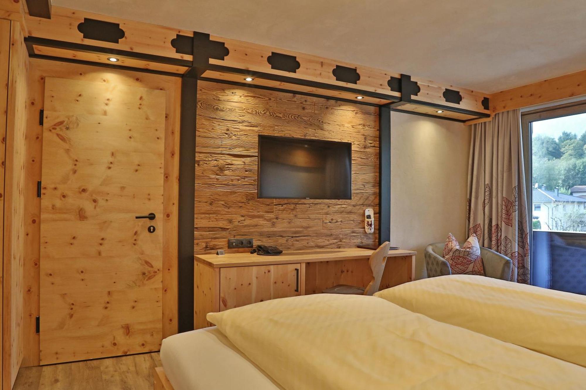 Hotel Hauserwirt Munster Bagian luar foto
