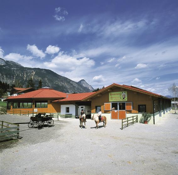 Hotel Hauserwirt Munster Bagian luar foto