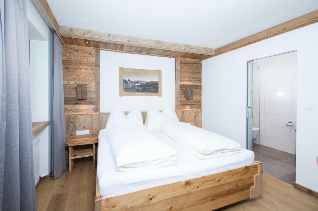 Hotel Hauserwirt Munster Bagian luar foto